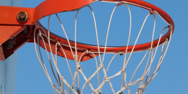 曝曾凡博将签篮网！不算托马斯大名单已19人 17+2名单还存1双向名额