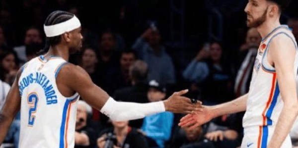 开云移动端-55分+40分+46分！NBA历史首人！本赛季的MVP，悬念不大了